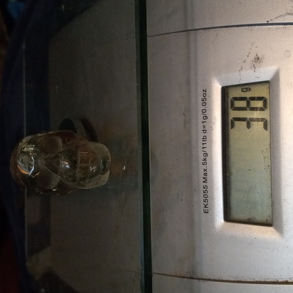 One of a kind citrine quartz gemstone skull - Picture 5 of 5